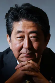 Shinzo Abe como: 