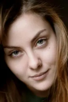 Anastasiya Bakova como: Gelya