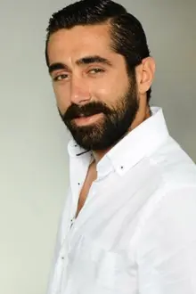 Volkan Başaran como: Sultan Başkan