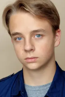 Jakob Wedel como: Damien