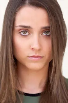 Aly Ward Azevedo como: Bryn Walshman