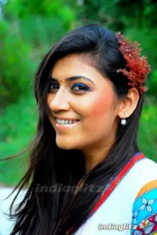 Neethu Shetty como: Bhamini