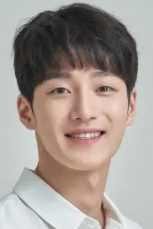 Jin Geon-woo como: Siwan