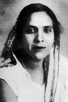 Jaddanbai como: Sheela Devi