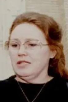 Bonnie Haldeman como: Mother of David Koresh