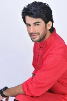 Humayun Ashraf como: Haroon