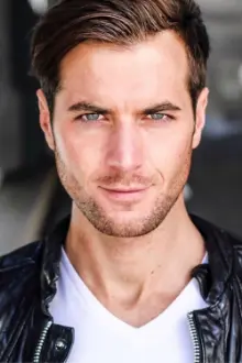 Jay Hector como: Roman Miles / Orthus