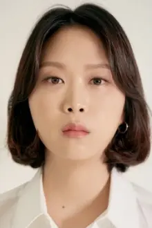 Kim Han-na como: Lee Da Hee