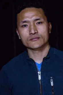 Tenzin Gyaltsen como: Kelsang