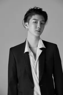 Lee Seung-hoon como: Ele mesmo