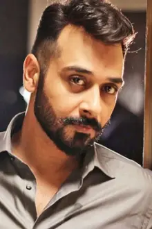 Faysal Qureshi como: 