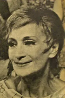 Alba Mujica como: Doña Clara