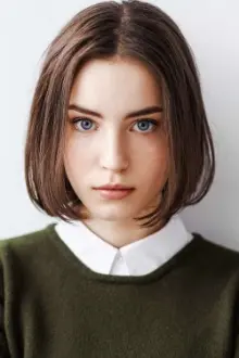 Jana Zvedeniuk como: Esther