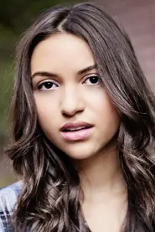 Gabriella Martinez como: Erin