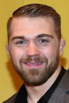 Bryan Caraway como: 