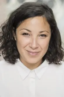 Amel Benaïssa como: Nadia