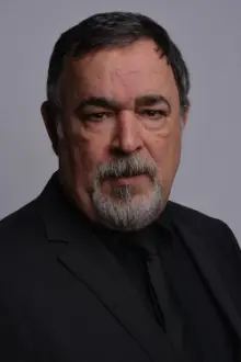 Rene Costa como: Suslaparov