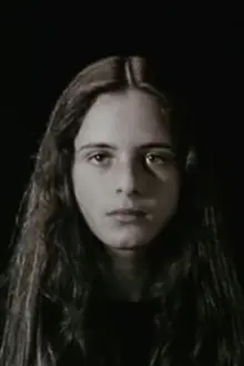 Maria Gonçalves como: Vera