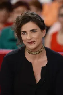 Emmanuelle Galabru como: Elisabeth Malinier