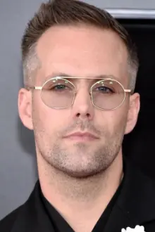 Justin Tranter como: 