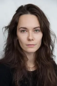 Darya Avratinskaya como: Lara