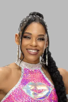 Bianca Crawford como: Bianca Belair