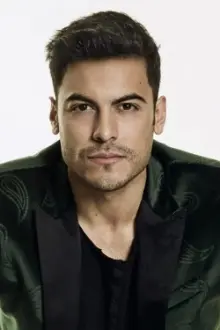 Carlos Rivera como: Carlos Rivera