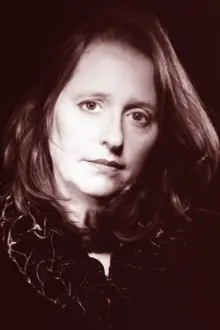 Mary Coughlan como: 