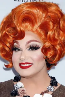 Alexis Michelle como: 