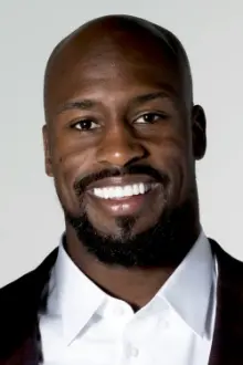 Vernon Davis como: Ricky Donahue