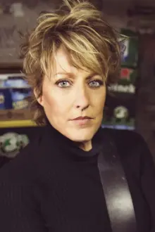 Katrina Leskanich como: 