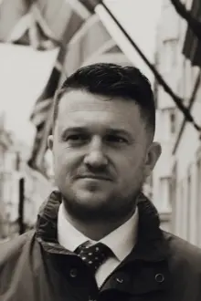 Tommy Robinson como: Ele mesmo