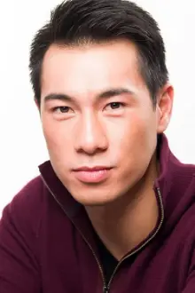 Owen Kwong como: Kenny