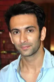 Nandish Singh como: Pranav Kumar