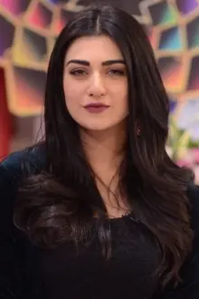 Sarah Khan como: Miraal