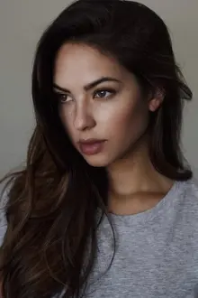 Christen Harper como: Auggie