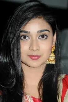 Apoorva Gowda como: Sanmitha