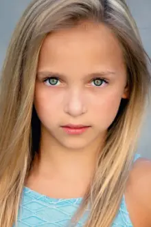 Lilliana Ketchman como: Young Andrea