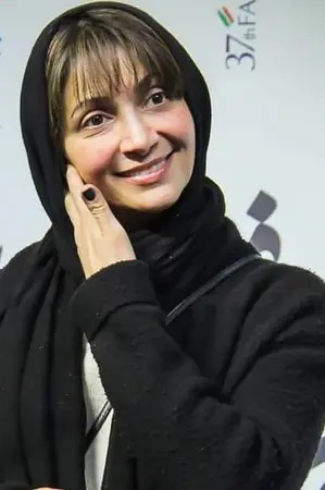 Niloufar Khosh Kholgh