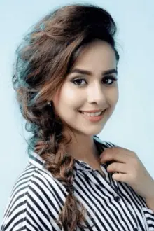 Sunanda Sharma como: Jindi