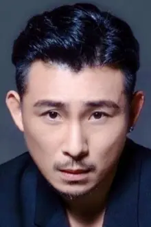 Zhang Qingqing como: Zhu Ying Jun