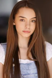 Sydney Wease como: Young Terra