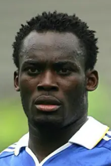 Michael Essien como: 