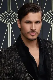 Gleb Savchenko como: 