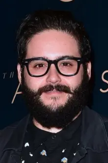 Steve Zaragoza como: Craig the Cashier