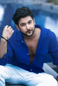 Shivin Narang como: Maddy