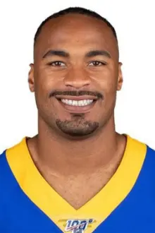 Robert Woods como: 