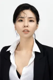 Seo Dam-Hui como: Su Yeon-Hwa