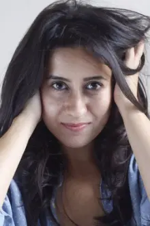 Sarah Hashmi como: Huma