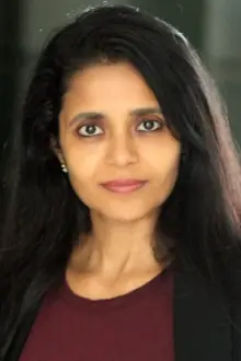 Ruchika Jain como: Mrs. Patel